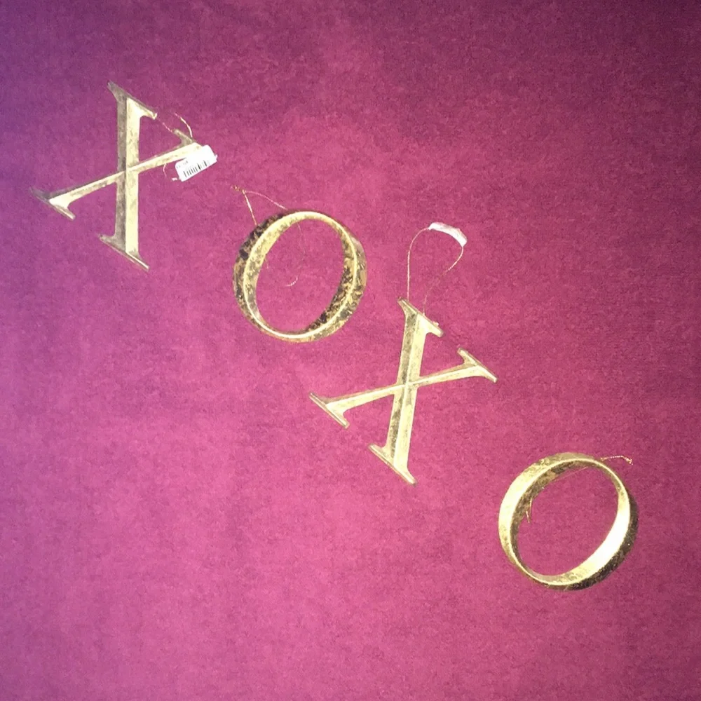 Restoration Hardware gold lettering